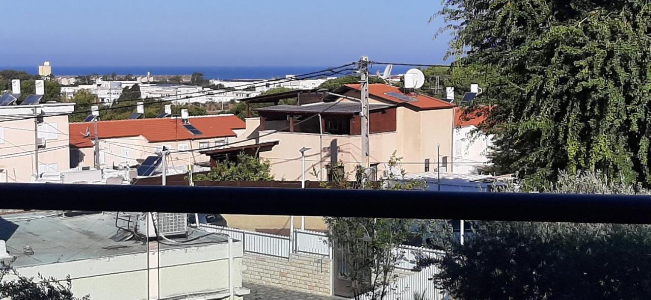 Family Apart Nahariya Exterior photo